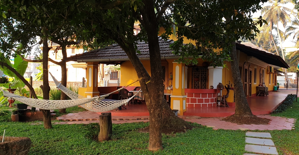Tio Tony's, paradise in Parra, Goa, India
